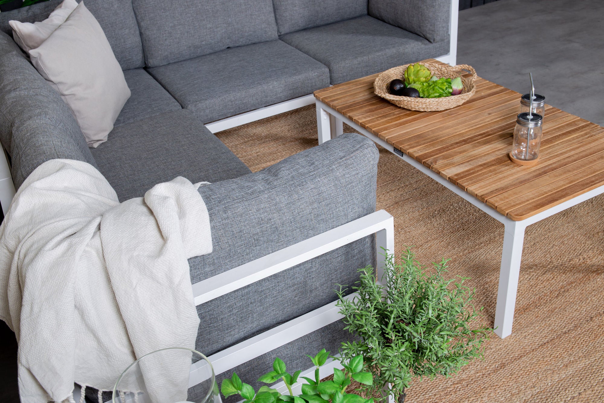 Venture Home Copacabana Lounge Group 5pcs - White Alu / Grey Cushion+Brasilia Sofa bord
