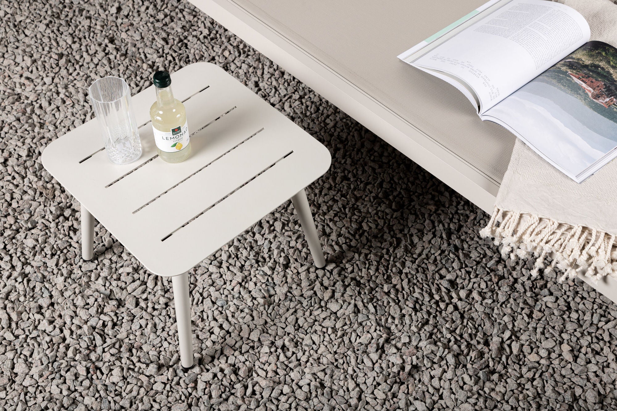 Venture Home Lina Side bord - Beige 40*40cm