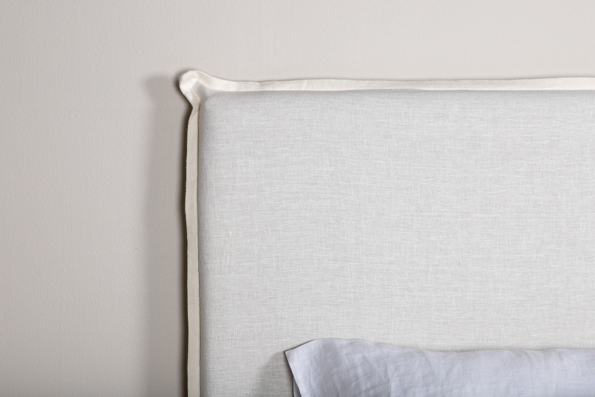 Venture Home Signe Headboard cover Linen - White - 180*140