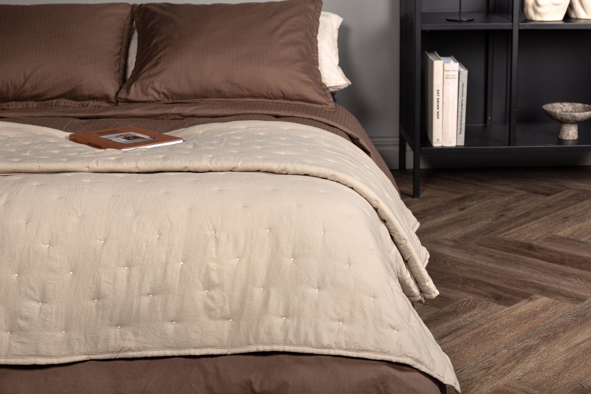 Venture Home Sally Bedspread Microfiber - Beige / - 250*150