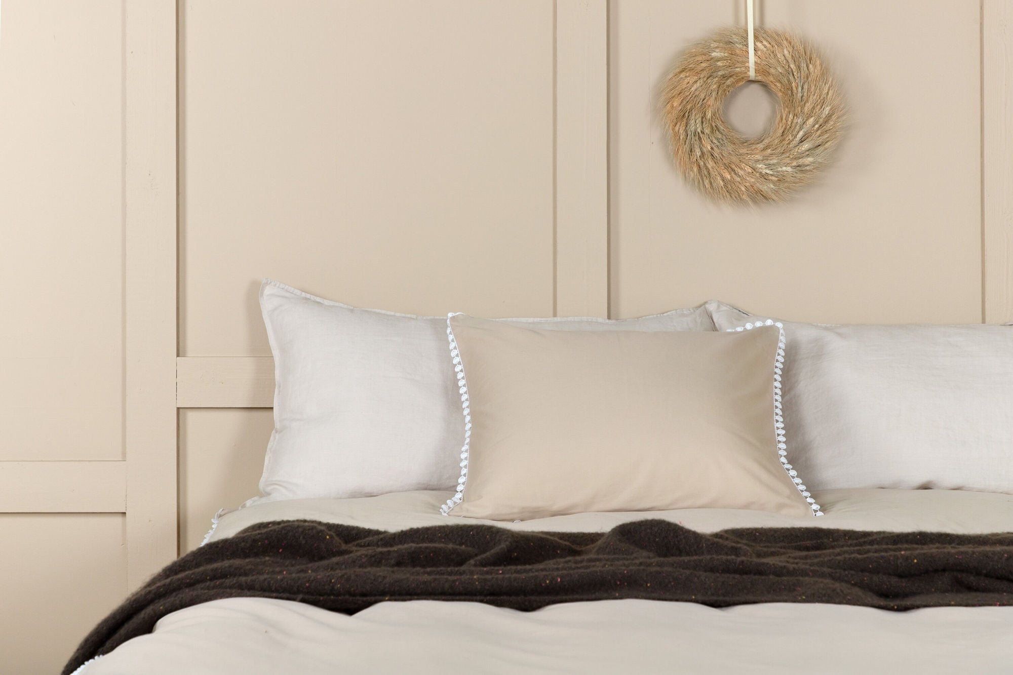 Venture Home Livia Bed Set Cotton sateen - Beige / White decor - 150*200