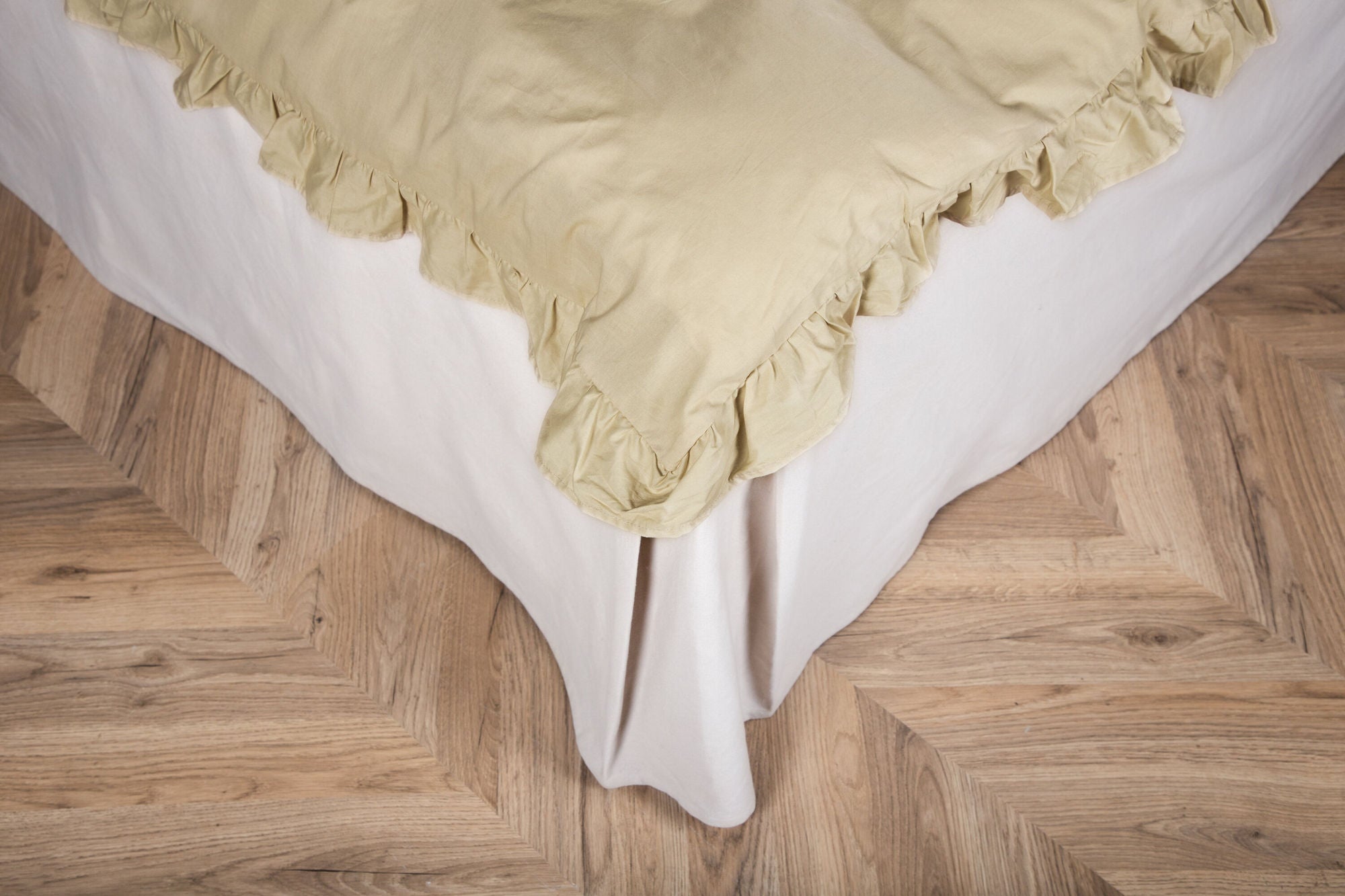 Venture Home Levi Bed Set Cotton w ruffle - Light Yellow / - 240*220