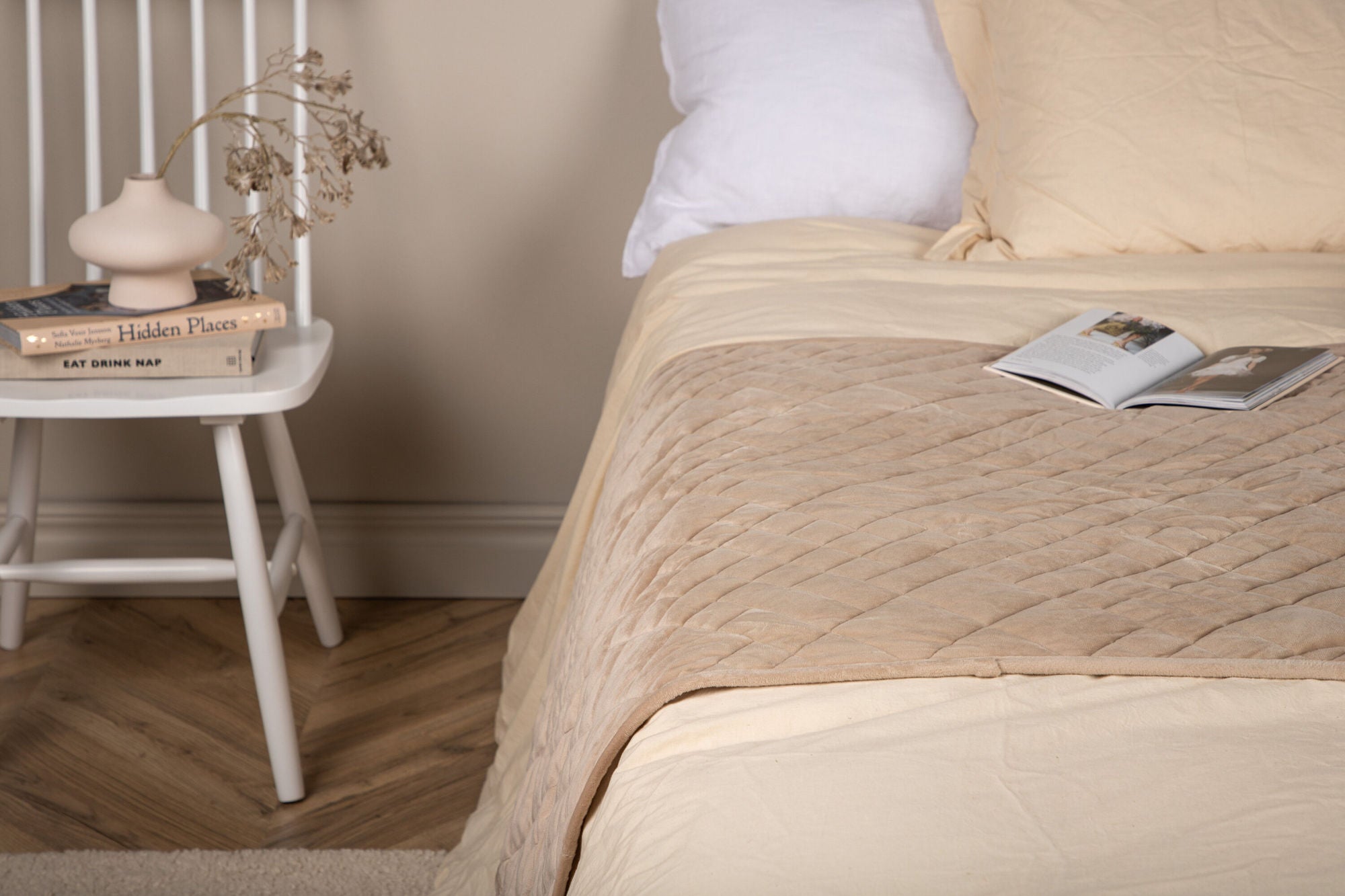 Venture Home Jilly Bedspread Polyester/velvet/microfiber - Beige / - 260*80