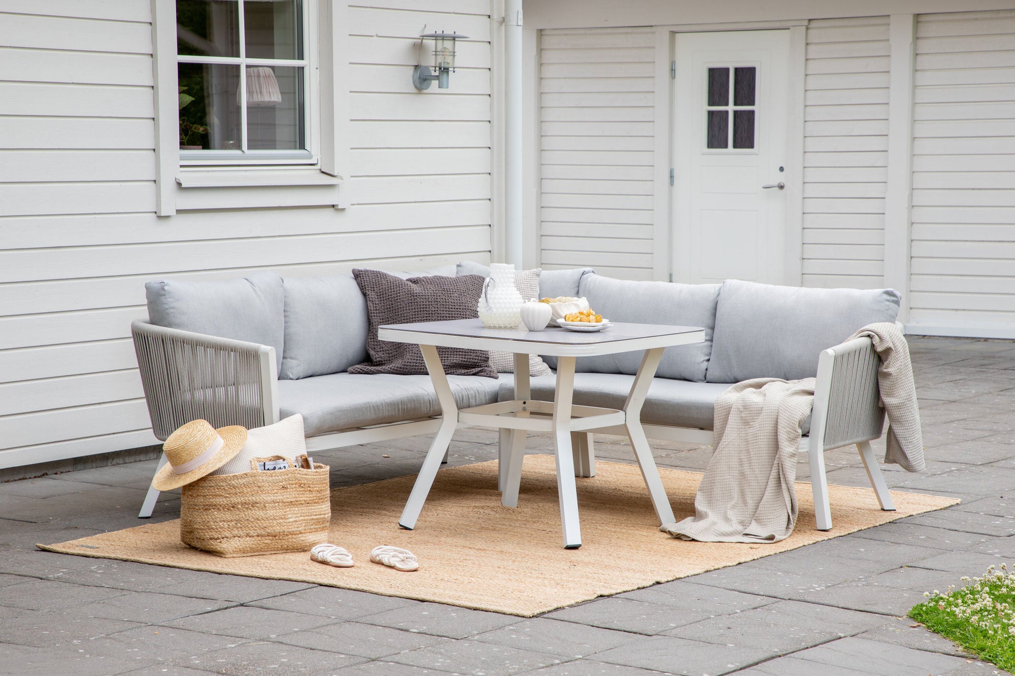 Venture Home Virya hjørne sofa set (3+2+1) White alu / Grey rope / grey cushion