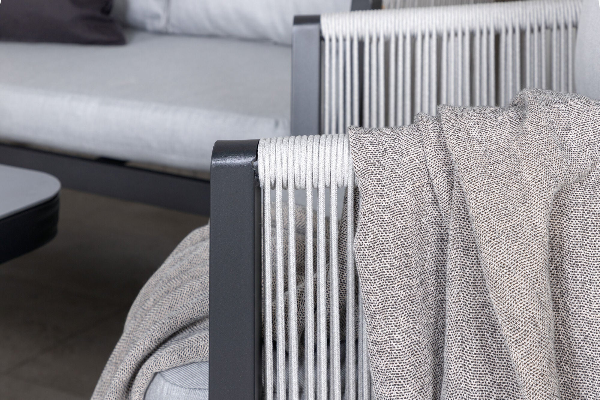 Venture Home Virya Lounge set (3+2+1) BLACK alu / Grey rope / grey cushion