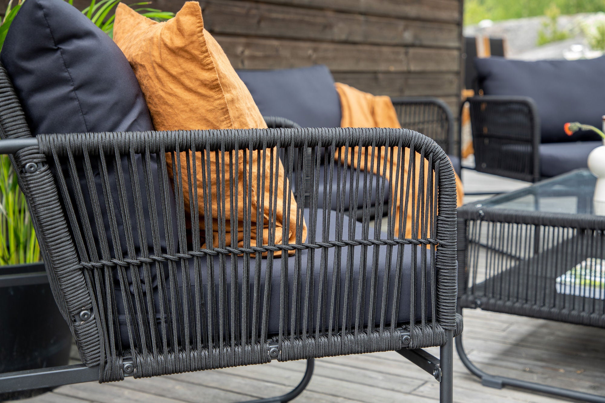 Venture Home Utah Lounge set - Black - Black rope (two seater + 2 one seater + bord)