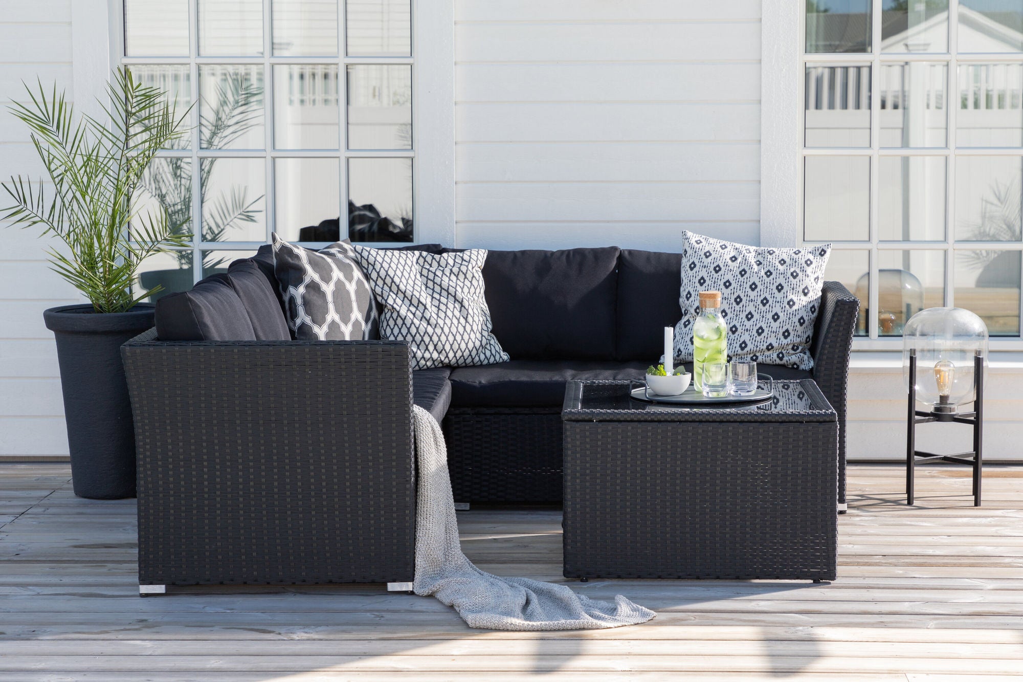 Venture Home Haiti Sofa Set - Black Wicker / Black Cushion