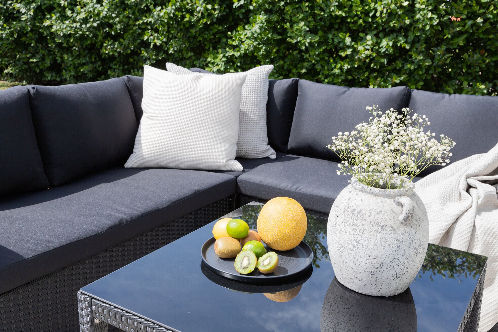 Venture Home Kuba Sofa Set - Black Wicker - Black Cushion