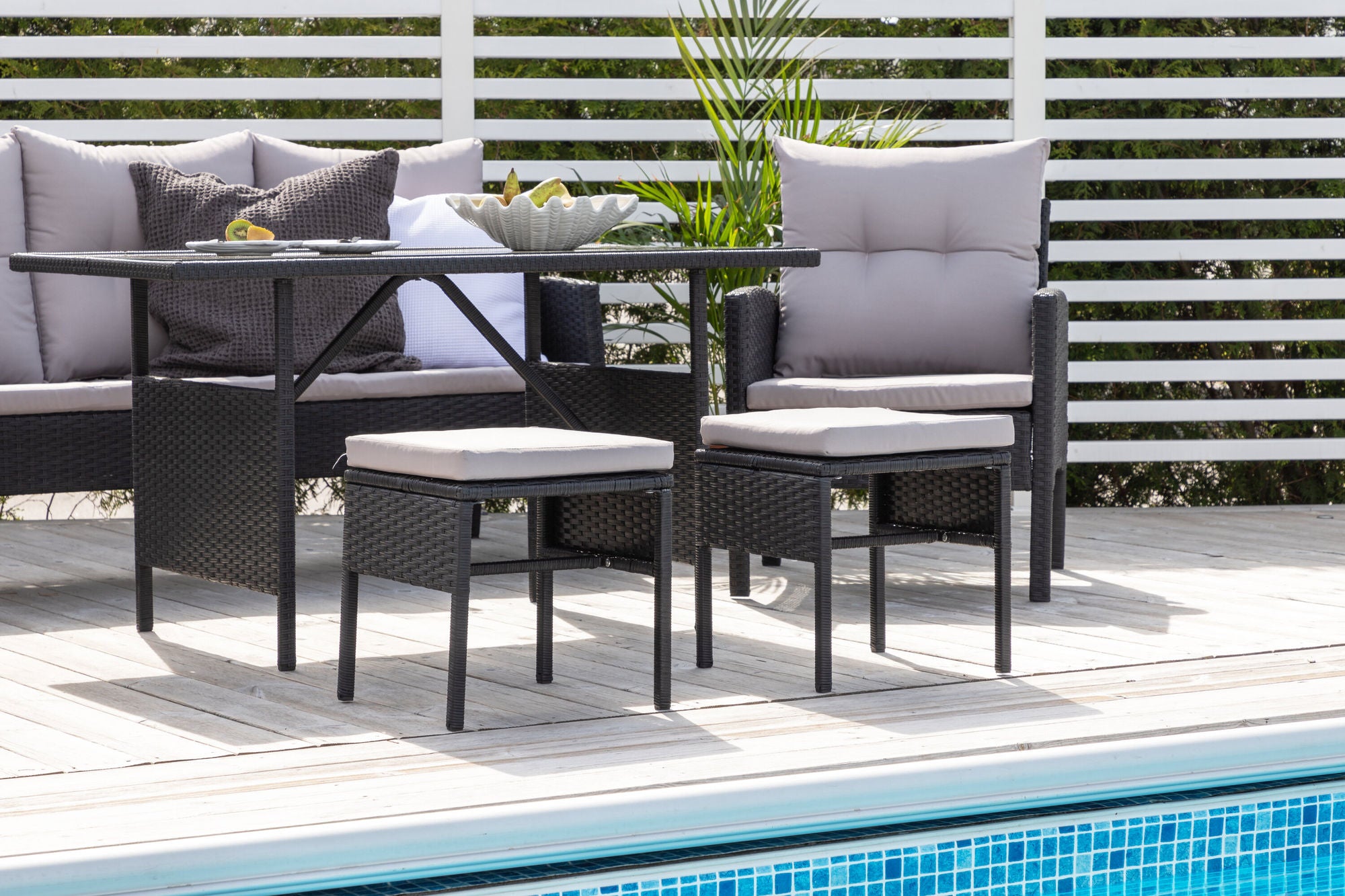 Venture Home Knock sofa Set - Black Wicker - Grey Cushion