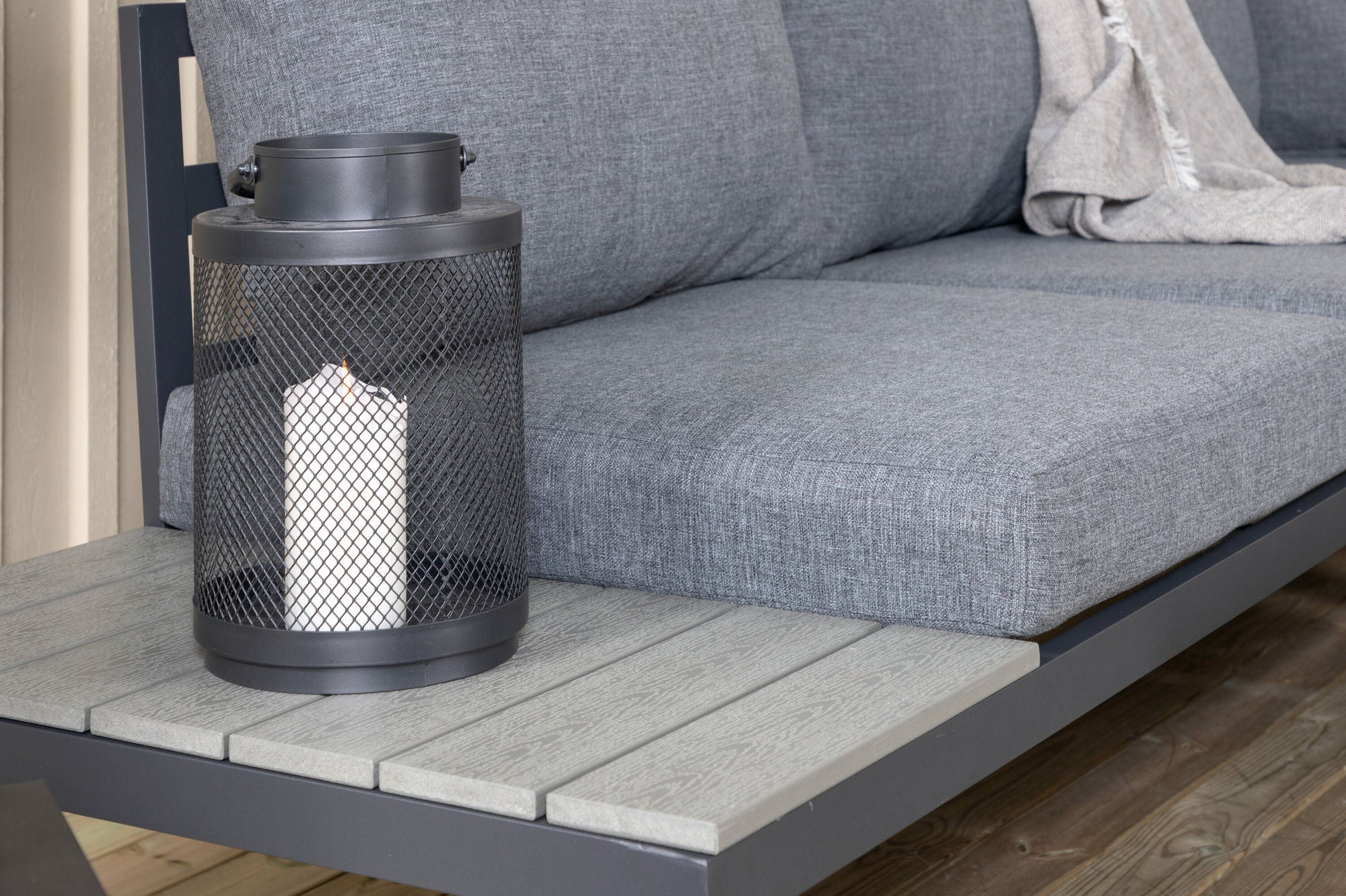 Venture Home Odense sofa set- - BLACK alu / Grey Cushion / Grey Aintwood