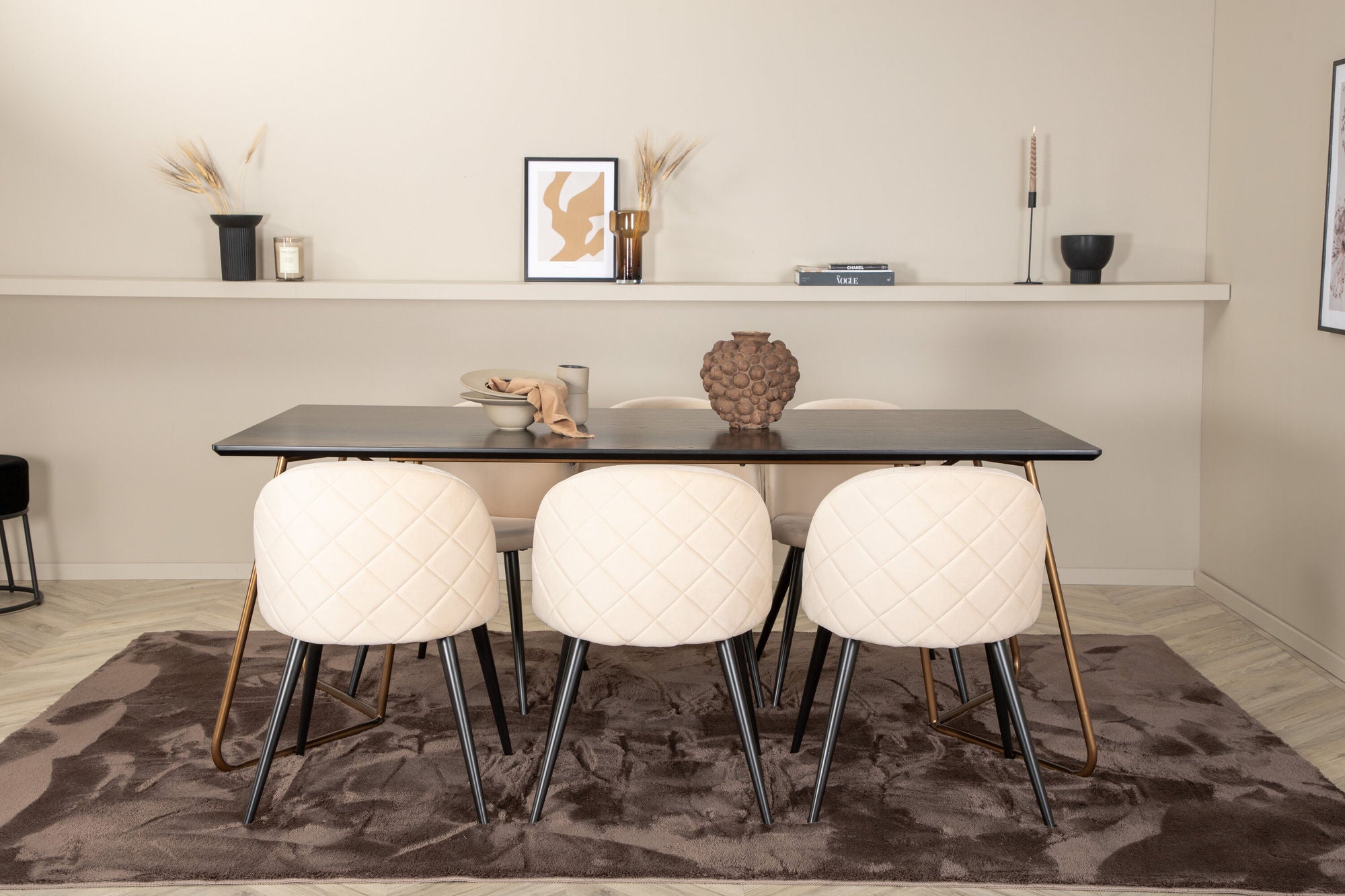 Venture Home Petra spisebord , Distressed Copper Black Veneer+Velvet Stitches stol , Black Beige Velvet_6