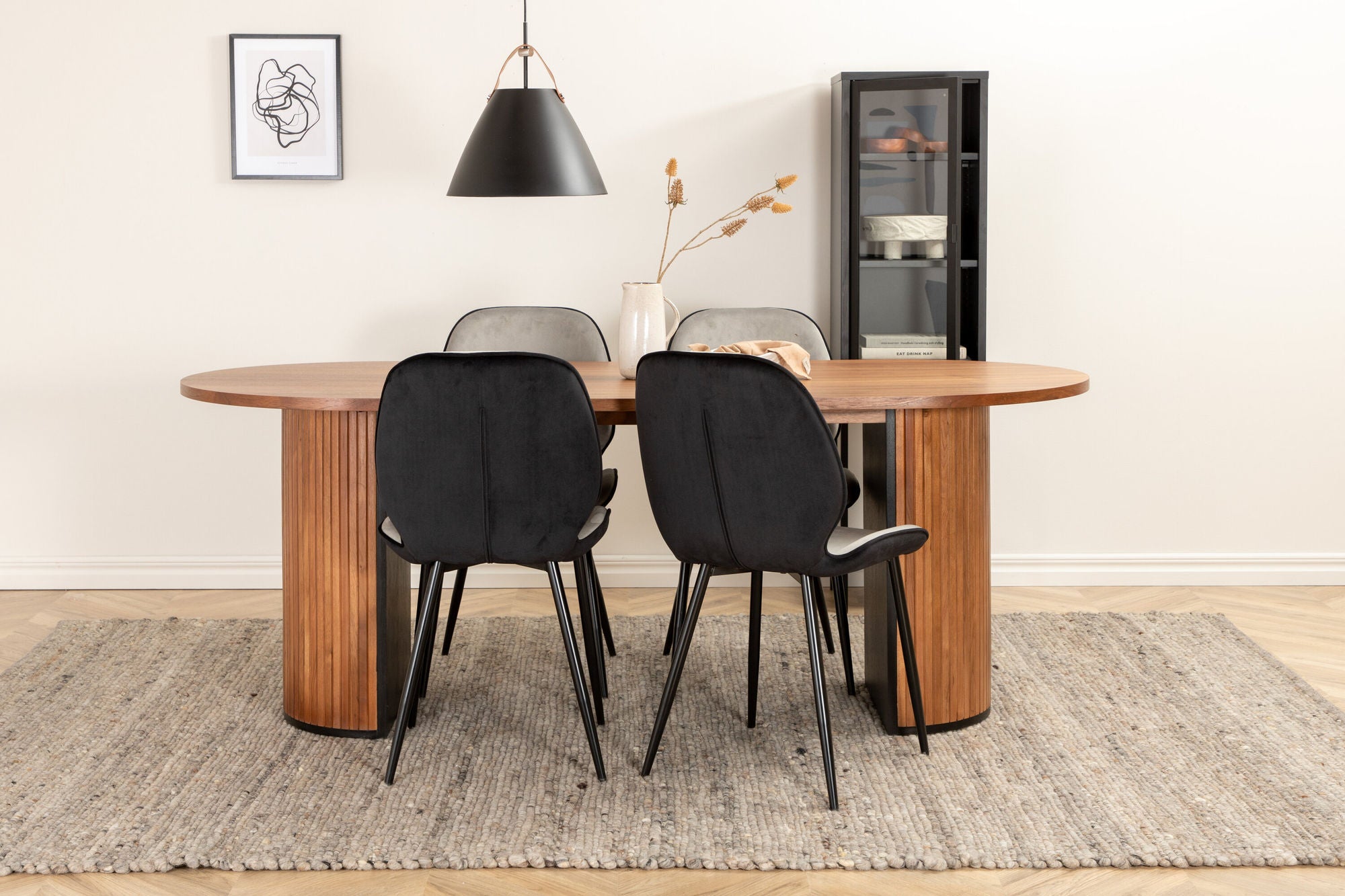 Venture Home Bianca Oval spisebord , Walnut Black Veneer+Emma stol , Black Black and Light Grey Black Velvet in Back Grey Velvet in front_4