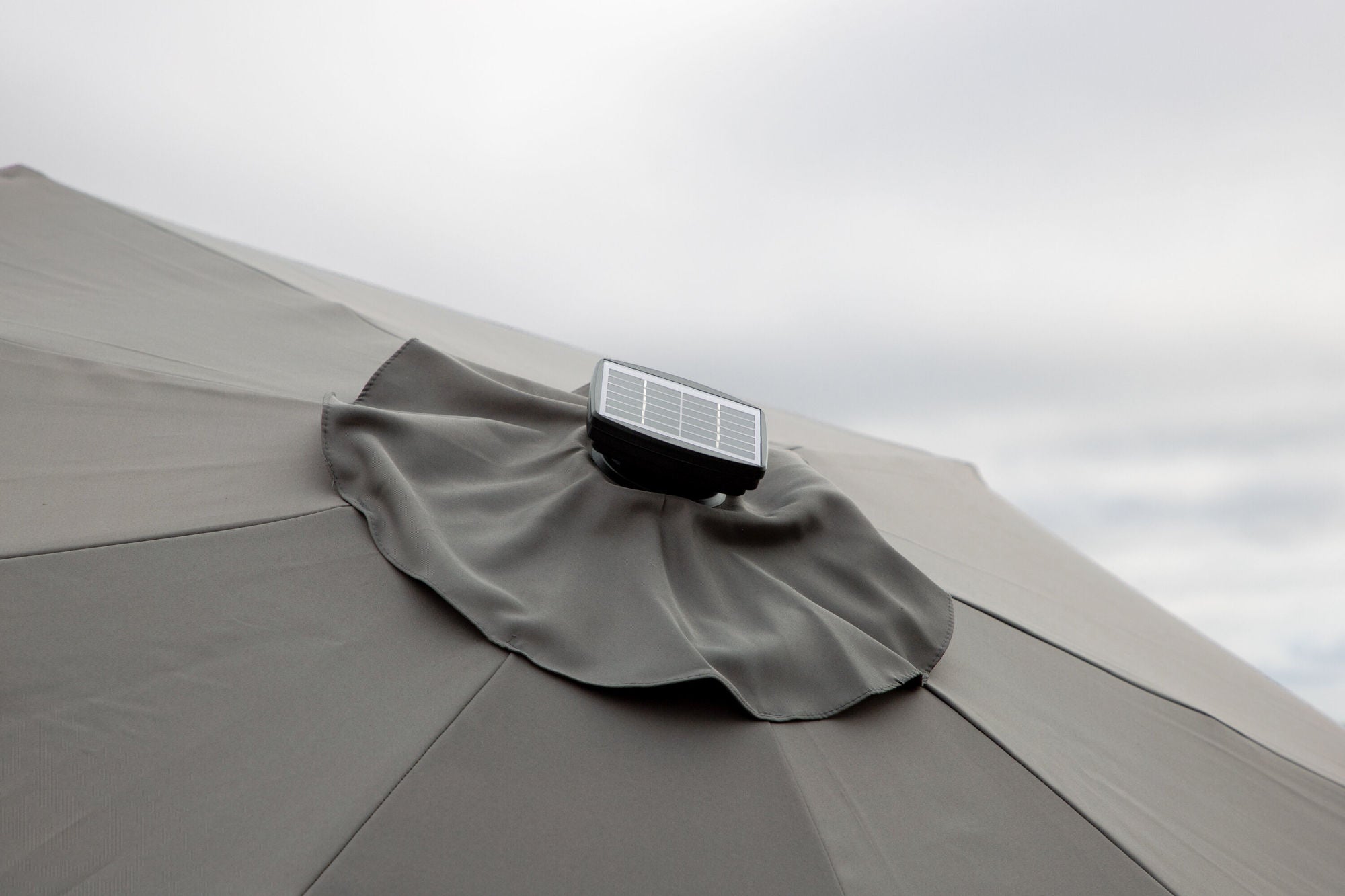 Venture Home Sabal - Umbrella with LED- Grey - - 270cm