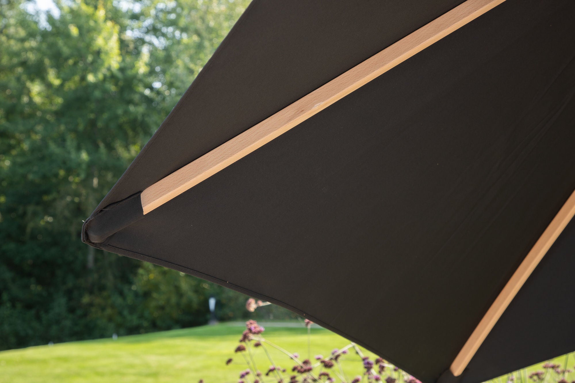 Venture Home Corypho - Umbrella w. tilt- Black - - 250cm