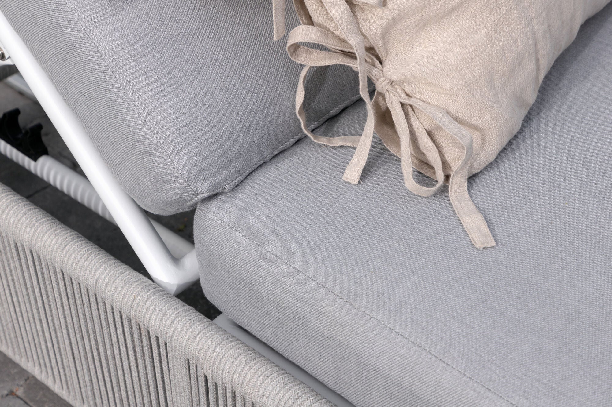 Venture Home Virya - Sun Lounge inc. Cushion- White / Grey - Rope -