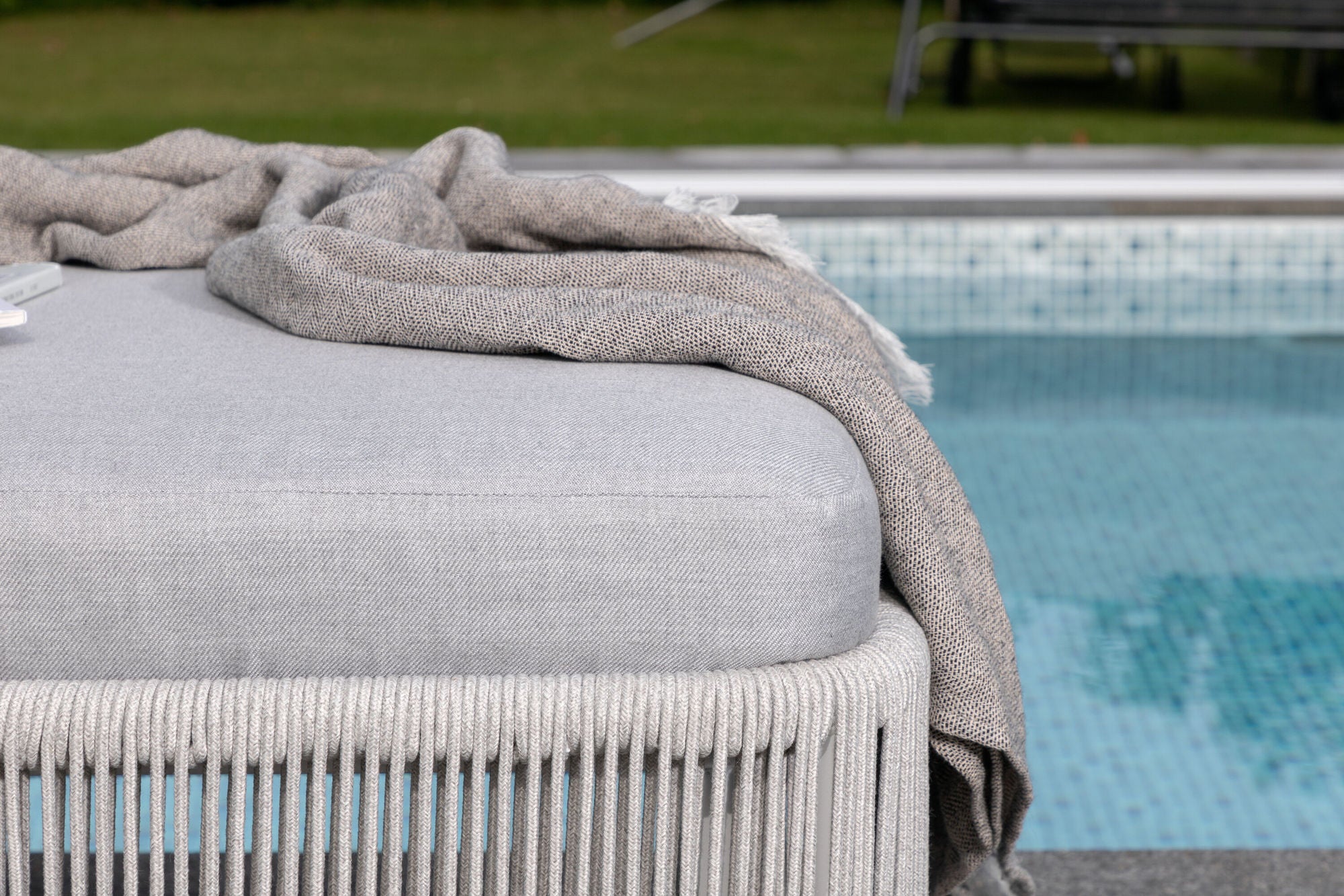 Venture Home Virya - Sun Lounge inc. Cushion- White / Grey - Rope -