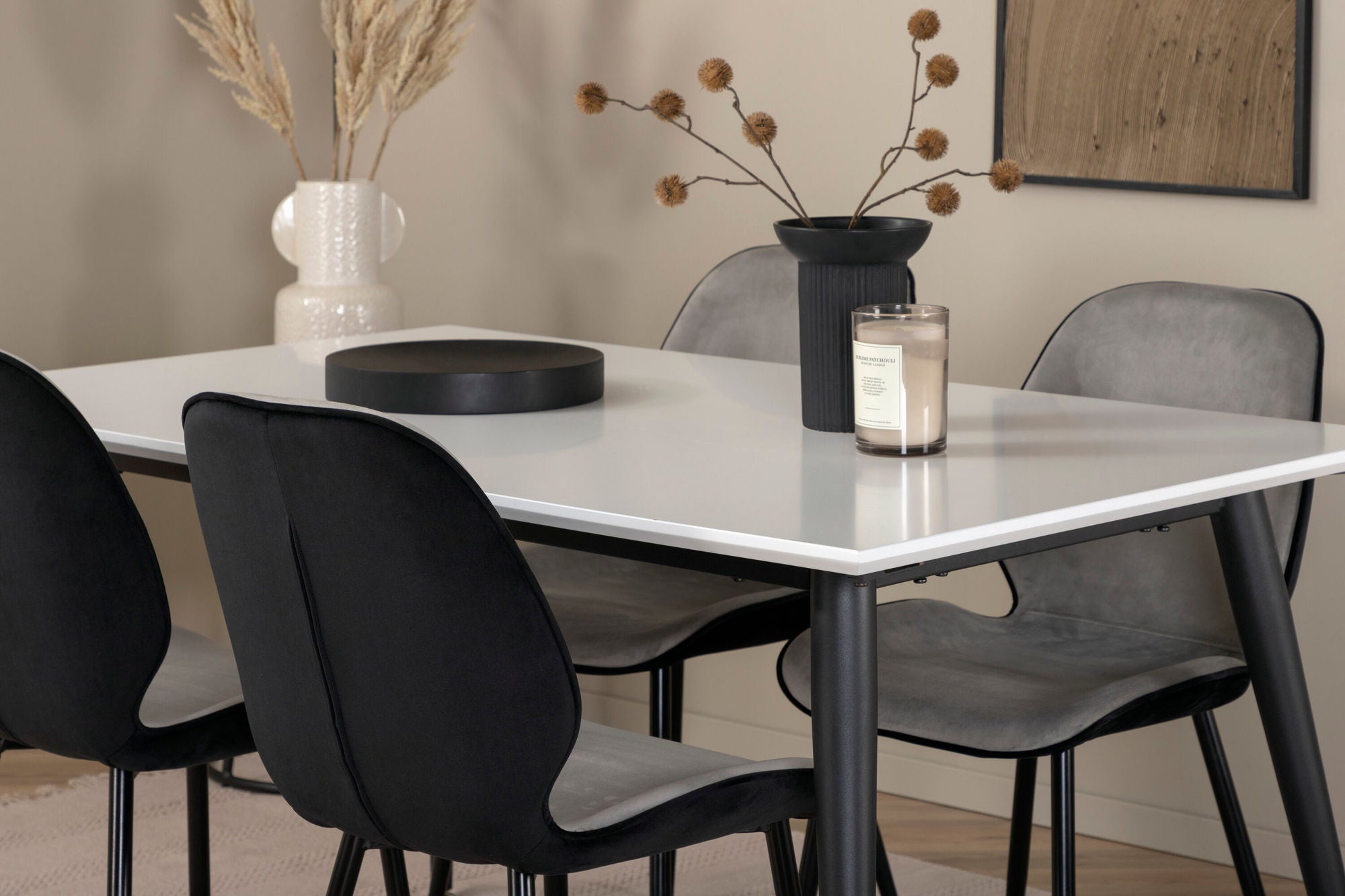 Venture Home Jimmy spisebord - Black / White HPL+Emma stol - Black / Black and Light Grey Black Velvet in Back Grey Velvet in front_4