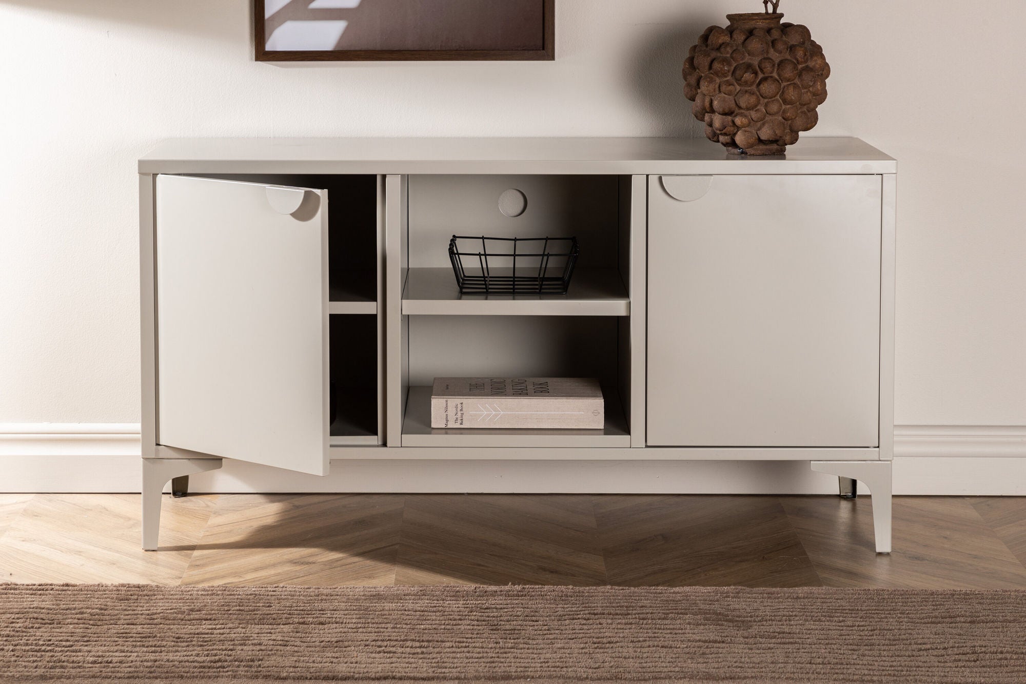 Venture Home Piring TV-Stand - Beige / Beige - Ersätter 15618-250