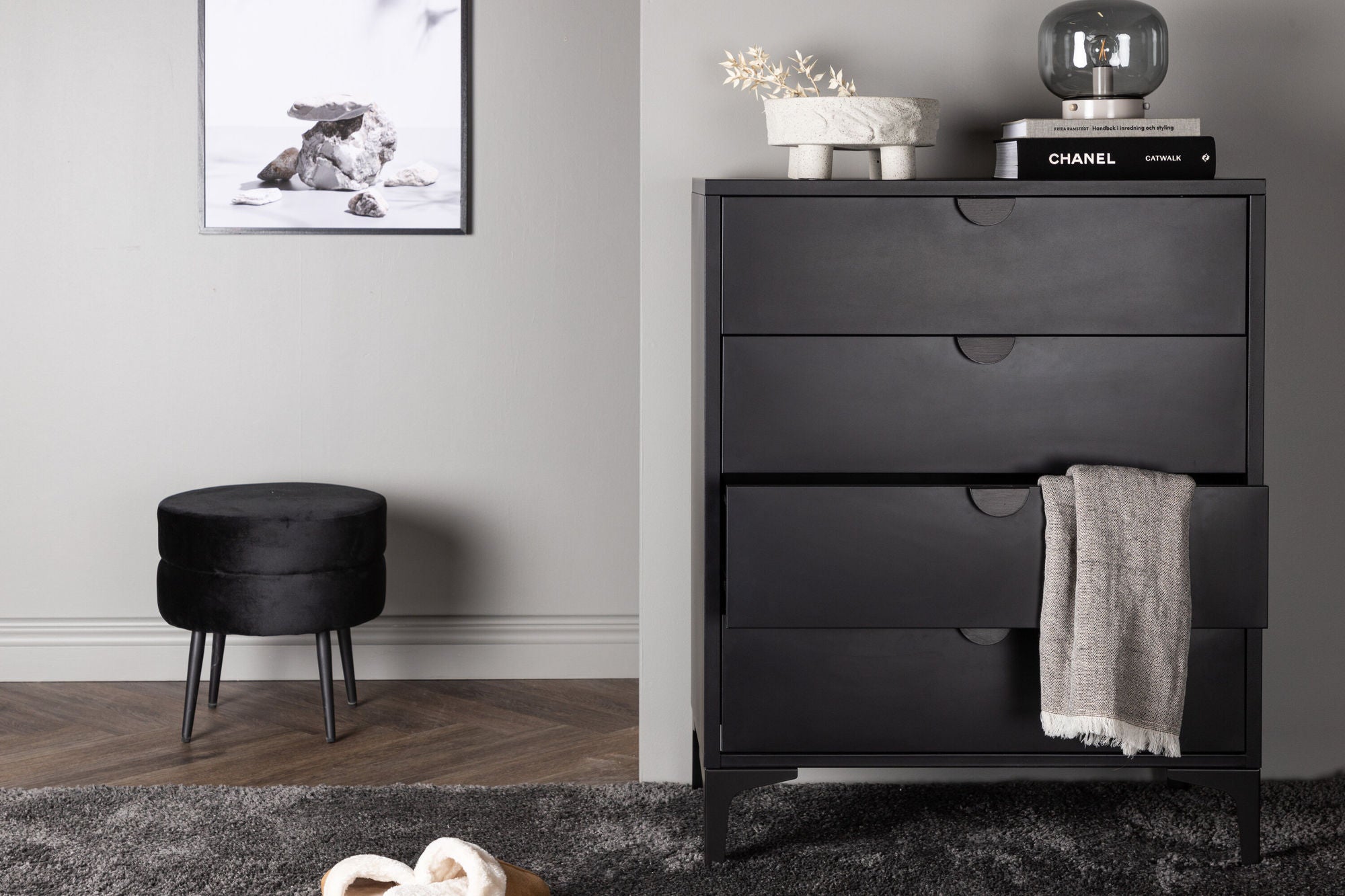 Venture Home Piring 4 Drawer - Black / Black - Ersätter 15621-208