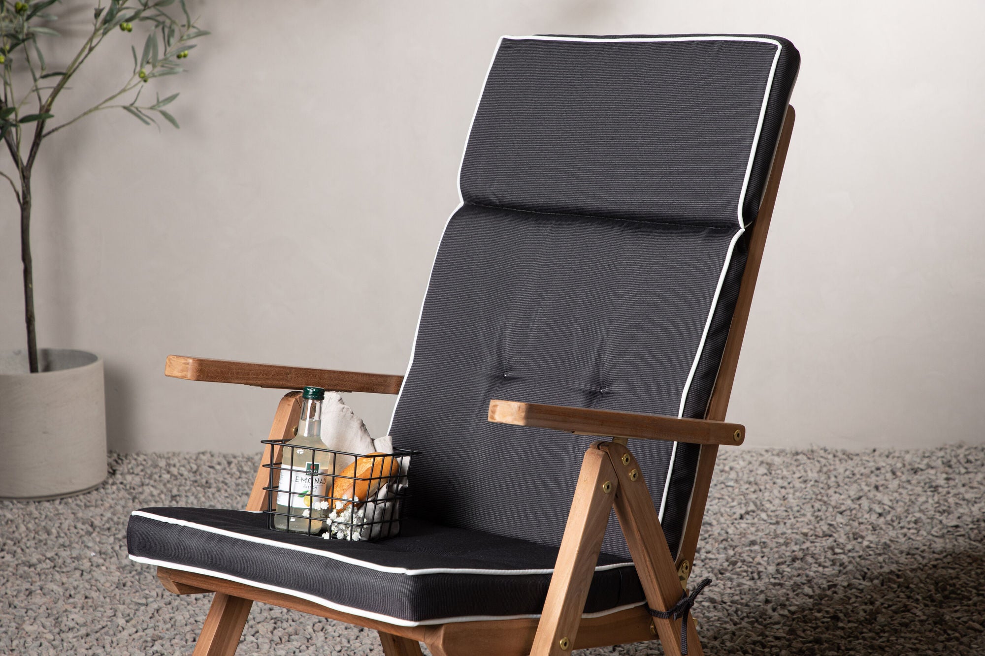 Venture Home Cushion - Classic - Grey