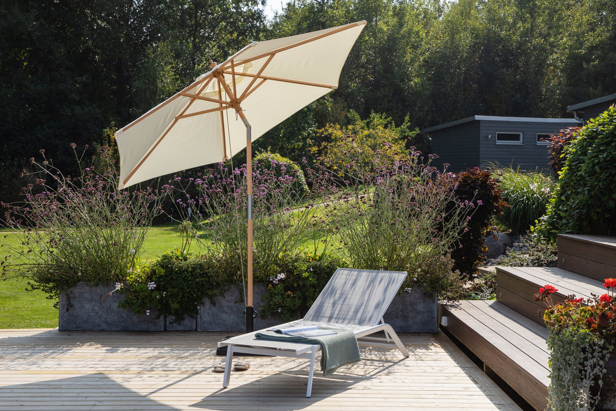 Venture Home Corypho - Umbrella w. tilt- White - - 250cm