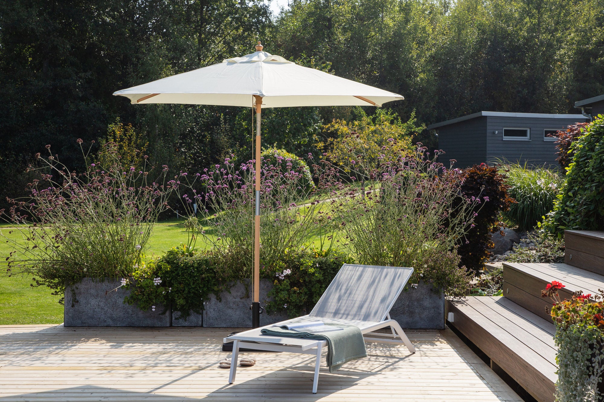 Venture Home Corypho - Umbrella w. tilt- White - - 250cm