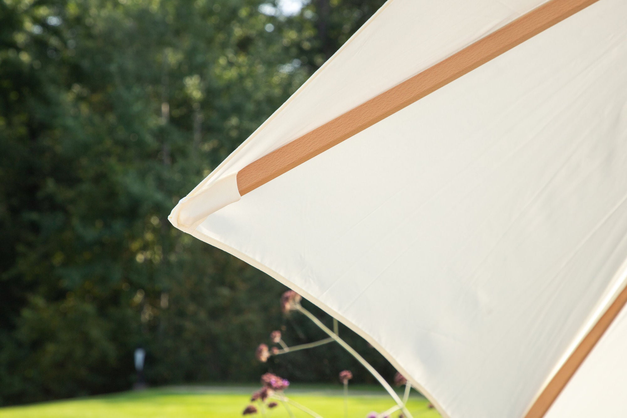 Venture Home Corypho - Umbrella w. tilt- White - - 250cm