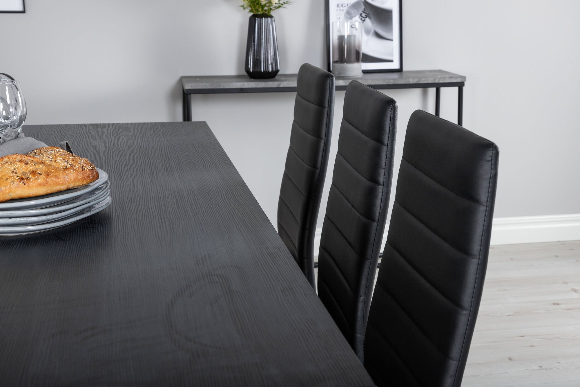Venture Home Marina spisebord - Black top / Black Legs +Slim High Back Spisebordsstol - Black Legs - Black PU_6