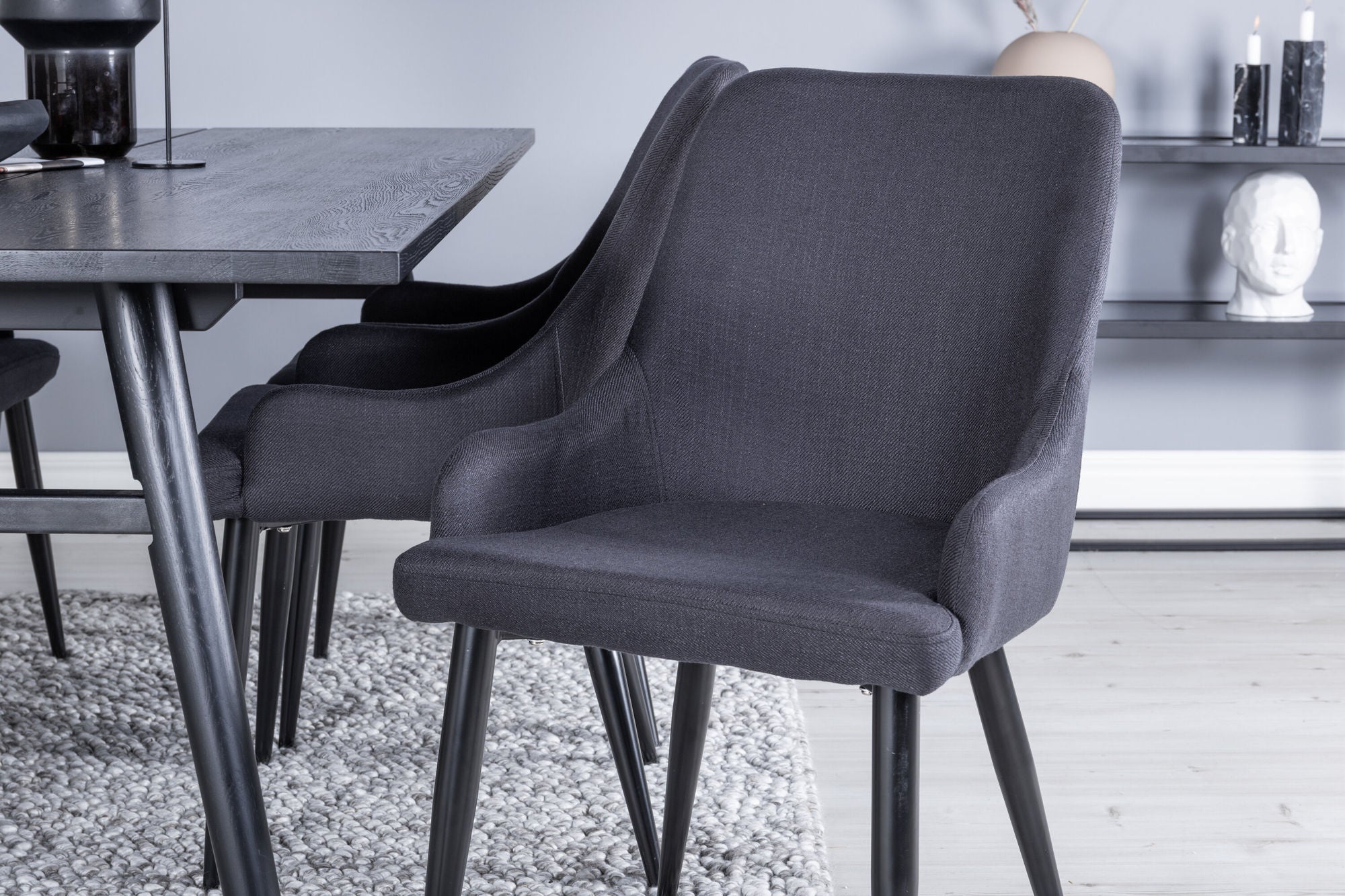 Venture Home Sleek Extentionbord Black Brushed - 195*95+Plaza Spisebordsstol - Black Legs - Black Fabric_6