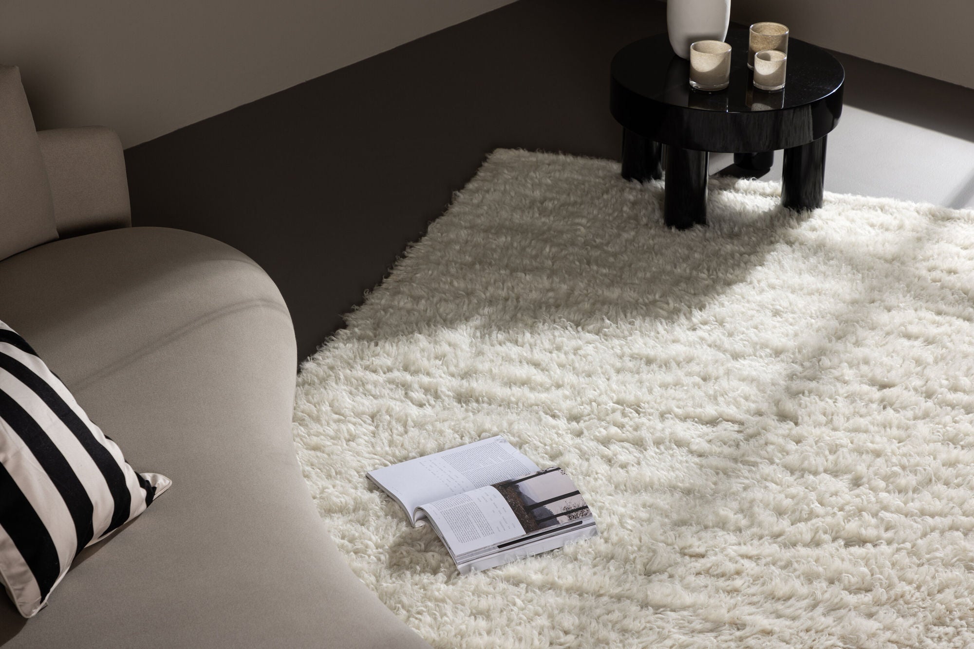 Venture Home Leiko Wool Carpet - 160*230- Whte