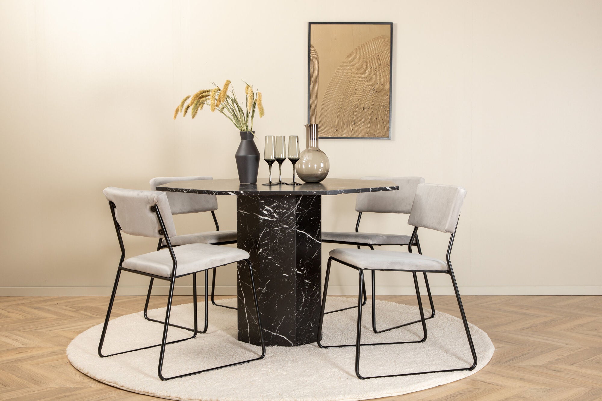 Venture Home Marbs rund spisebord - Black / Black Glass Marble+Kenth stol - Black / Light Grey Velvet_4