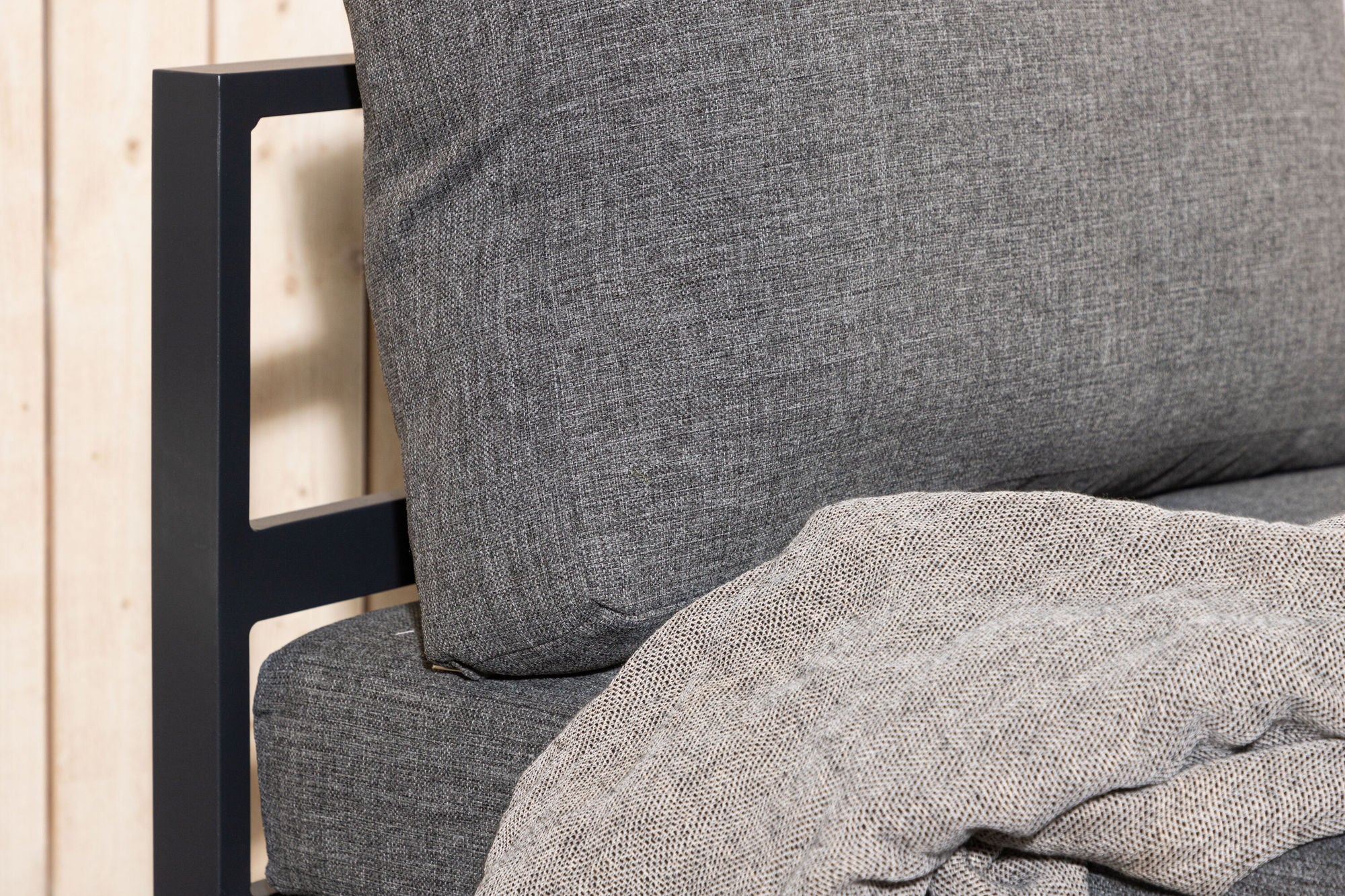 Venture Home Copacabana Middle Part - Black Alu / Grey Cushion