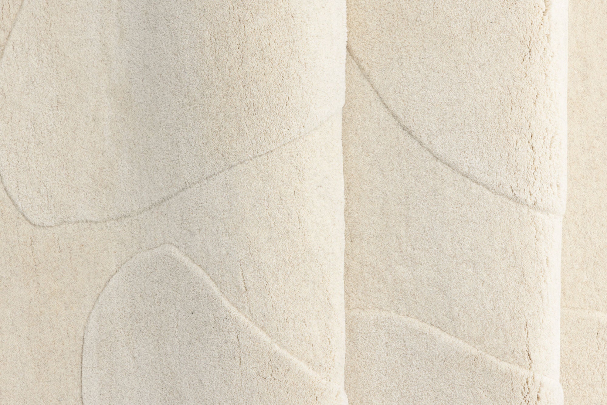 Venture Home Enard Wool Blend w Cloth backing - 290*175-  -Oval -White