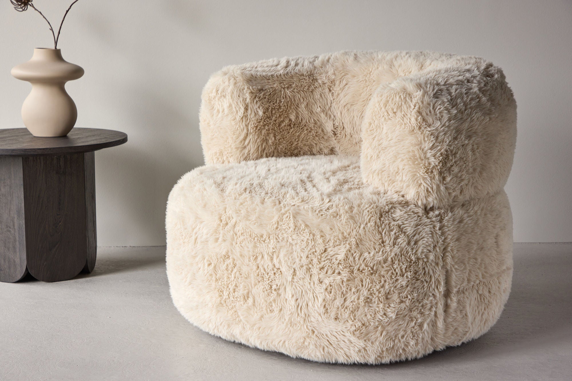 Venture Home Gert Armchair - Metal frame / Offwhite Fake Fur