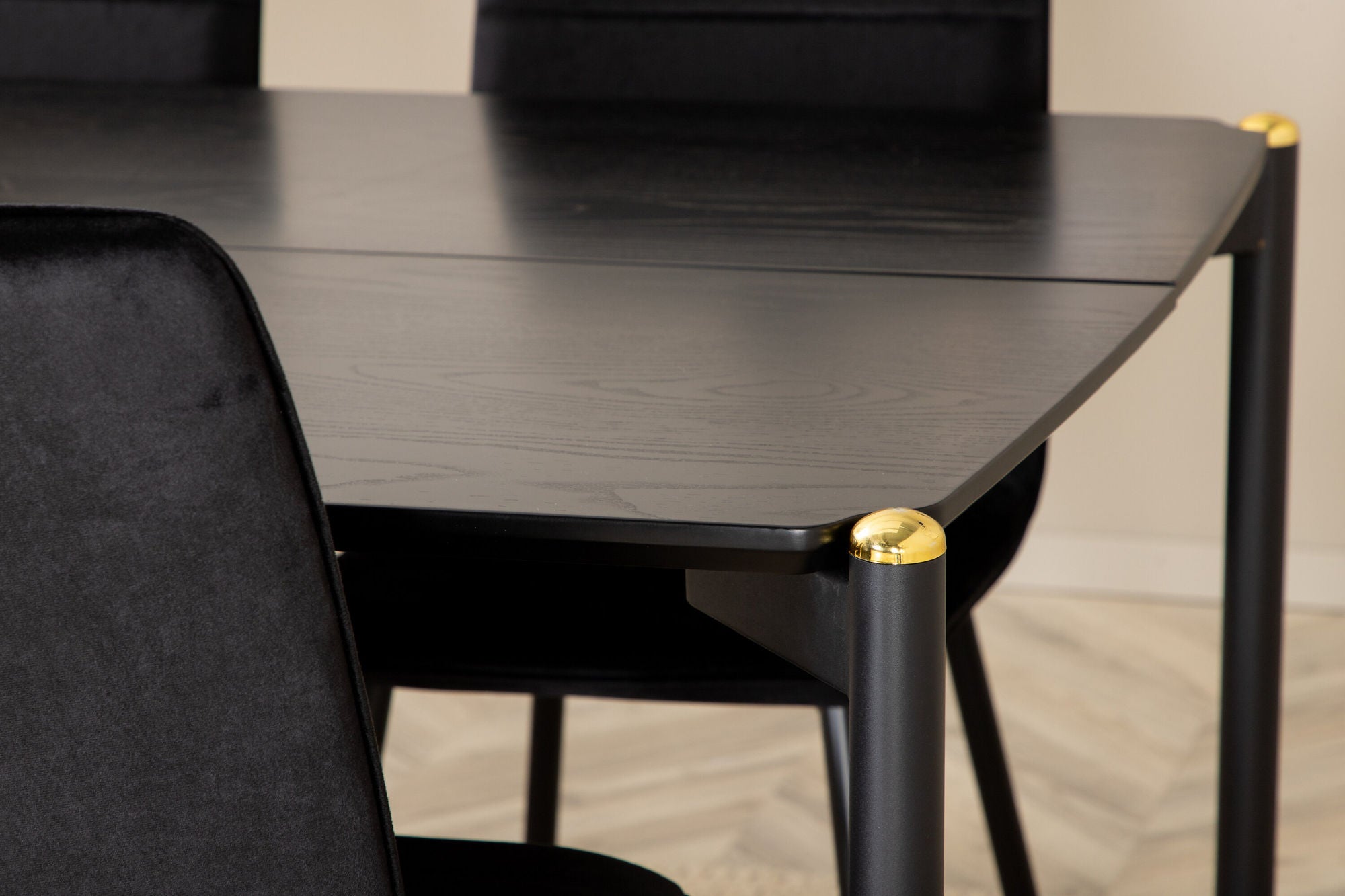 Venture Home Pelle spisebord , Black black Black+Windu Lyx stol , Black Black Velvet_6