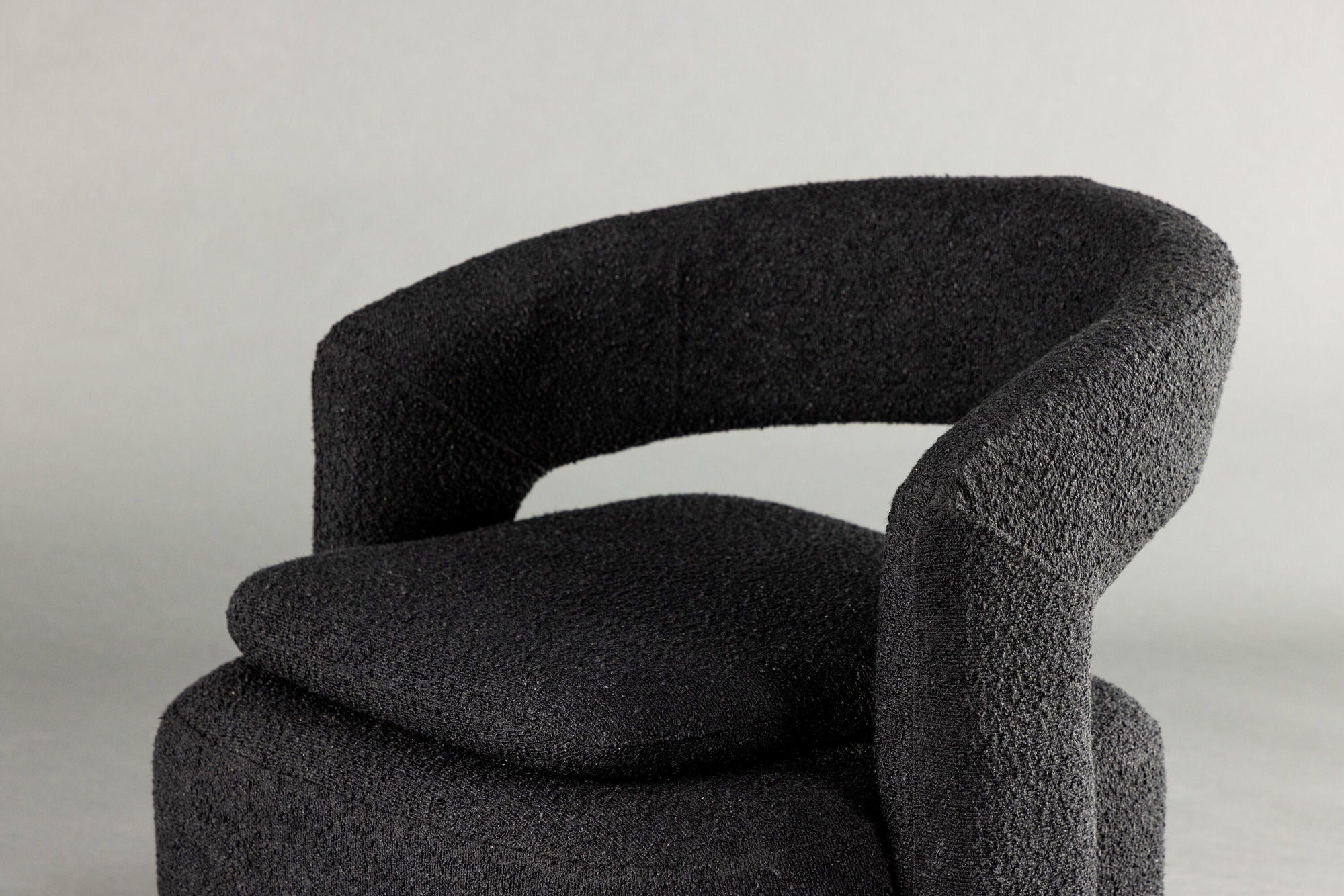 Venture Home Laurel Single Sofa - Black / Black Boucle