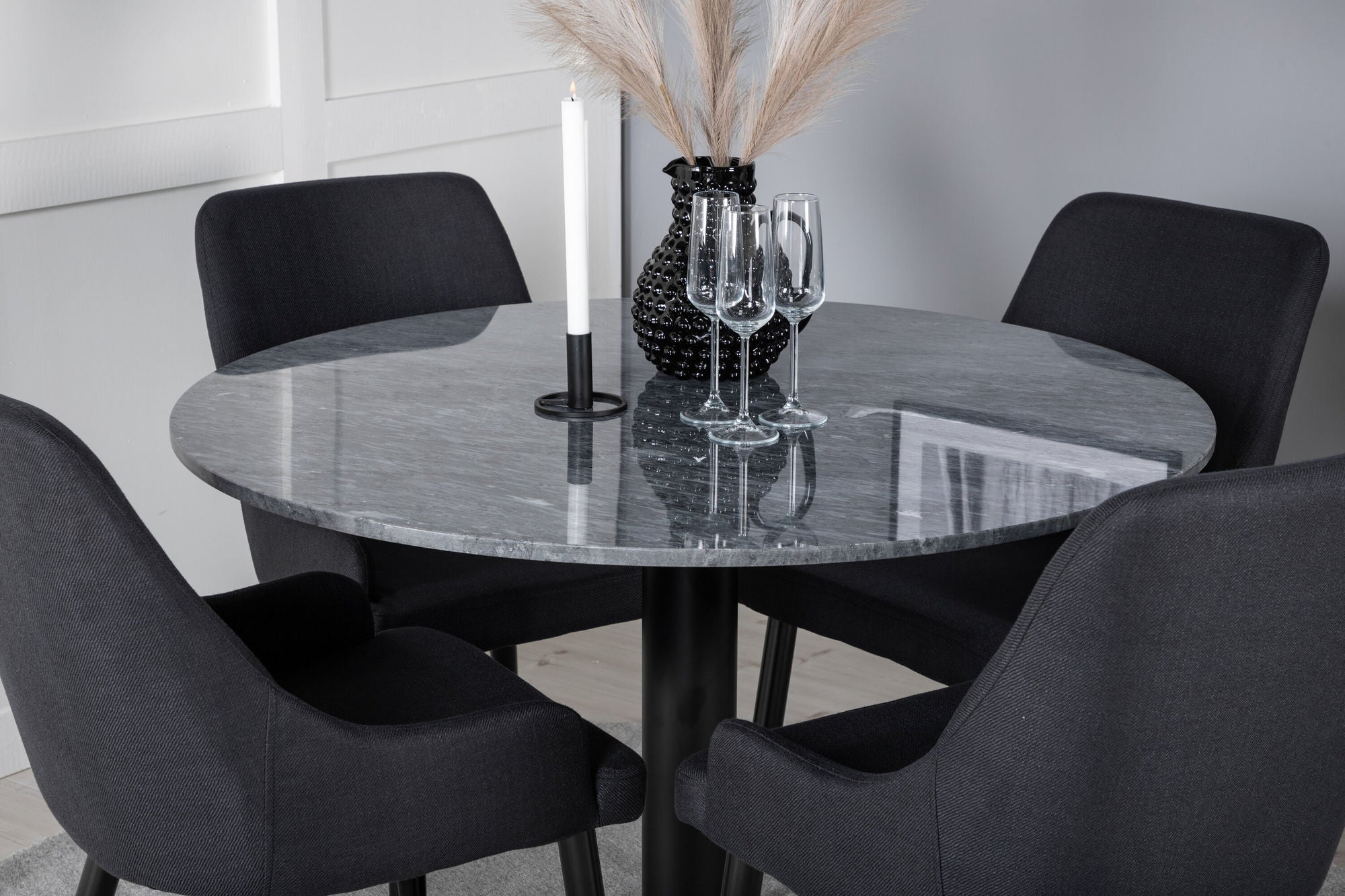 Venture Home Estelle rund spisebord ø106 H75 - Black / Black+Plaza Spisebordsstol - Black Legs - Black Fabric_4