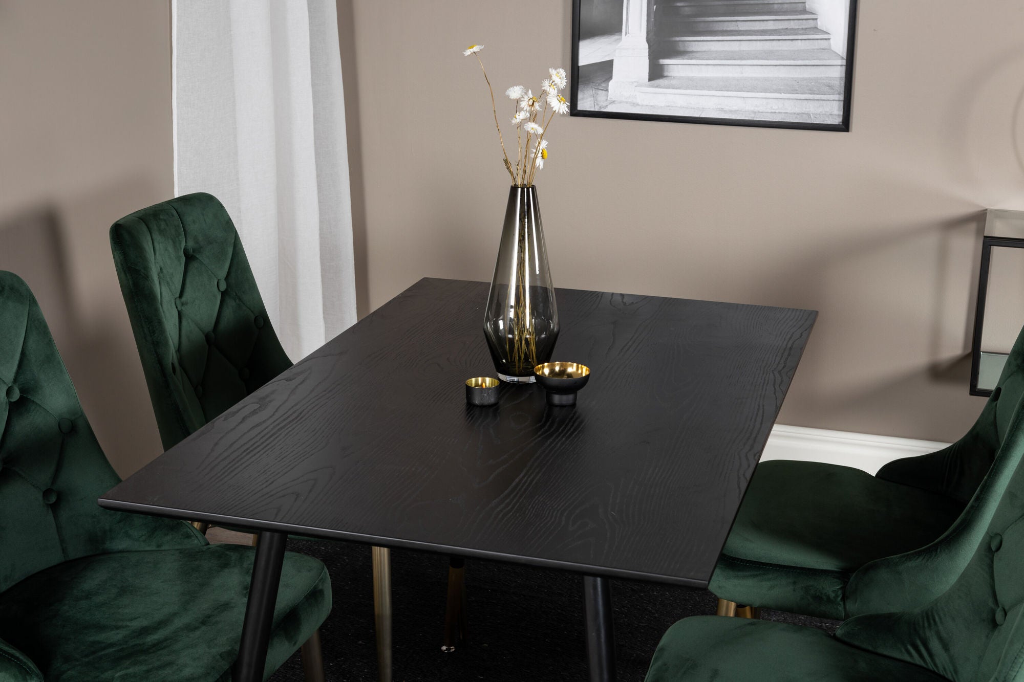 Venture Home Dipp spisebord - 120 cm - Black Veneer - Black Legs w. Brass dipp+Velvet Deluxe Spisebordsstol - Green / Brass_4