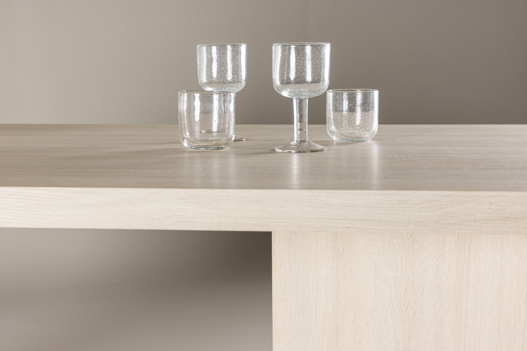 Vind Bassholmen spisebord 90x180 cm - Whitewash /