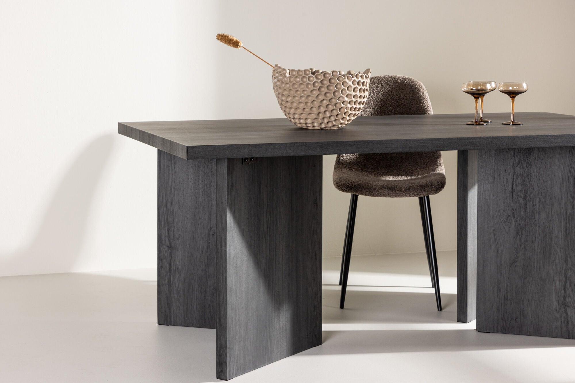 Vind Bassholmen spisebord 90x180 cm - Black