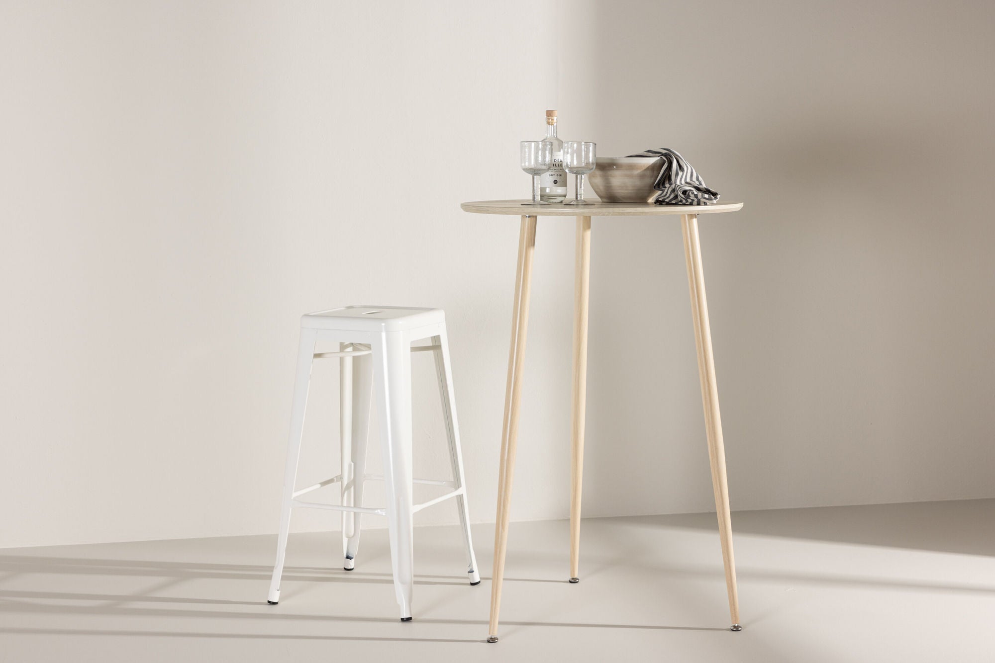 Venture Home Plaza Bar bord ⌀70 - Whitewash /