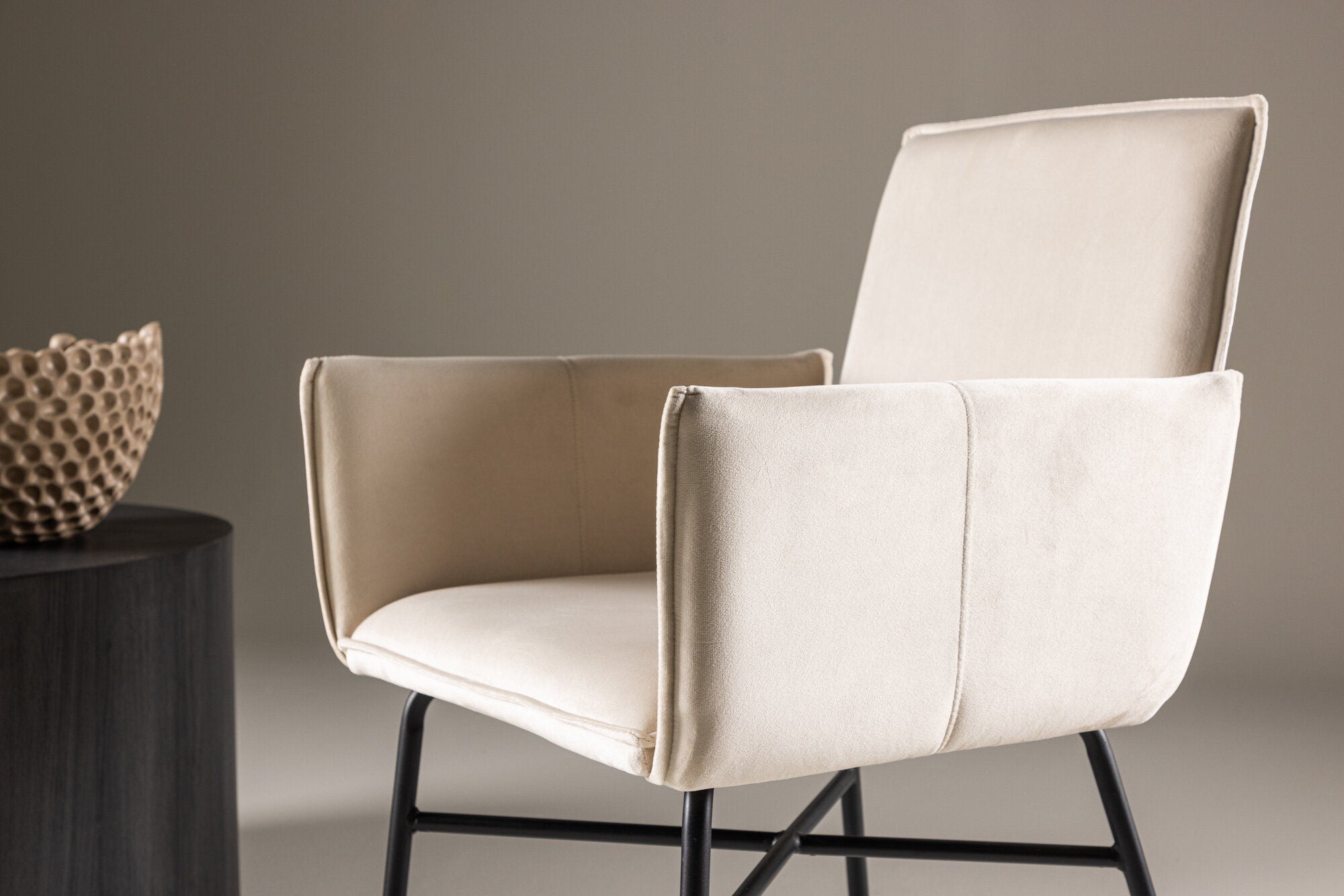 Venture Home Petra Spisebordsstol - Black / Beige Velvet