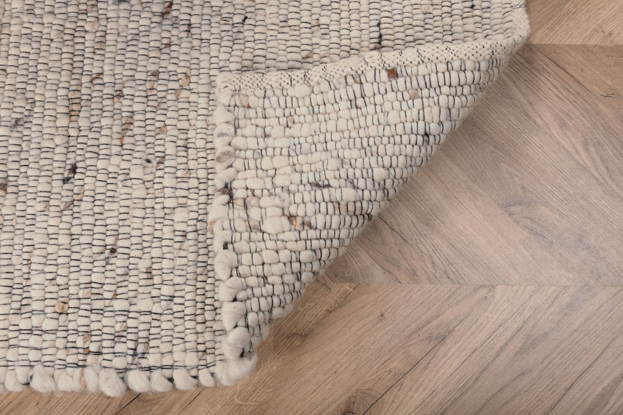 Venture Home Loump Wool Carpet - 160*230-  White/beige