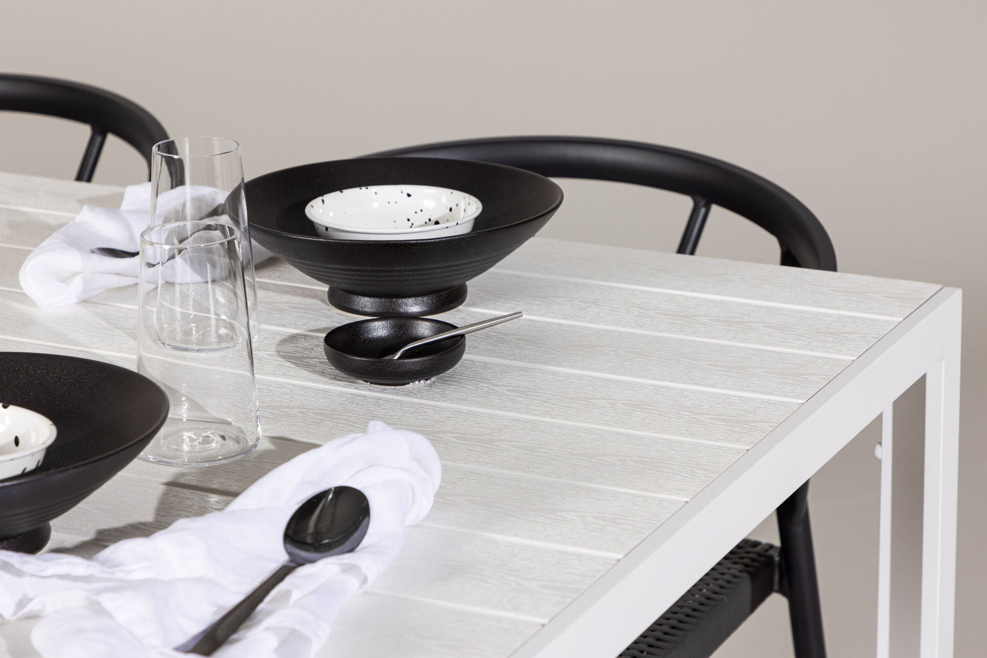 Venture Home Break spisebord - White / White Aintwood +Stina - Spisebordsstol- Black - Alu/wicker - NEED Higher Seat hegiht! _6