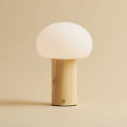 Sam lysebrun genopladelig træ bordlampe