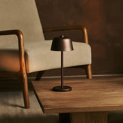 Anton Espresso Brun genopladelig bordlampe