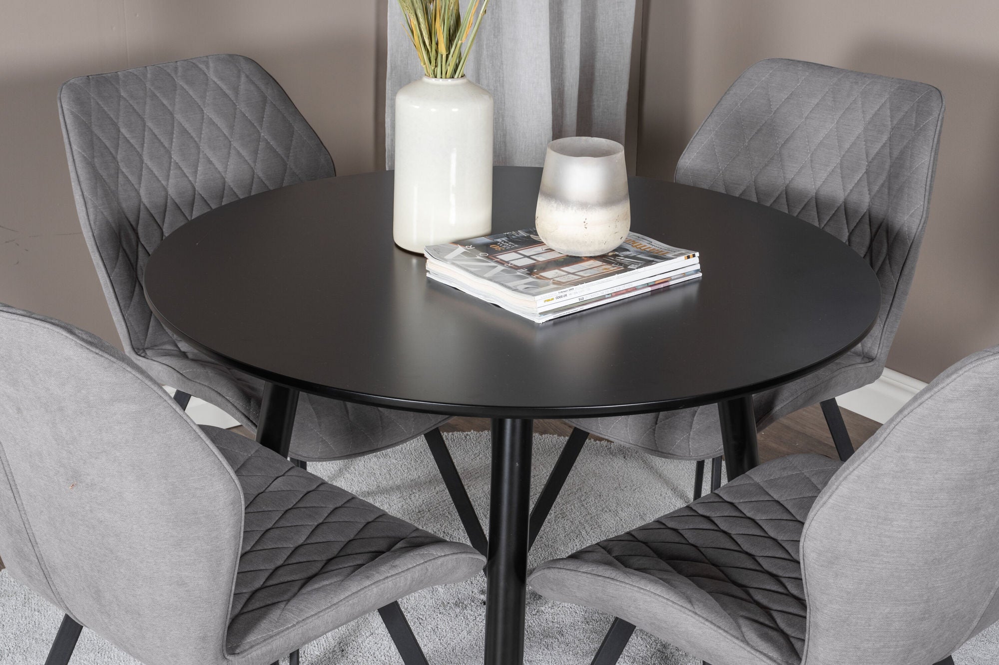 Venture Home Plaza Runt Matbord - Svart / Svart - ø100*H75 +Gemma Spisebordsstol - Black Legs - Grey Fabric _4