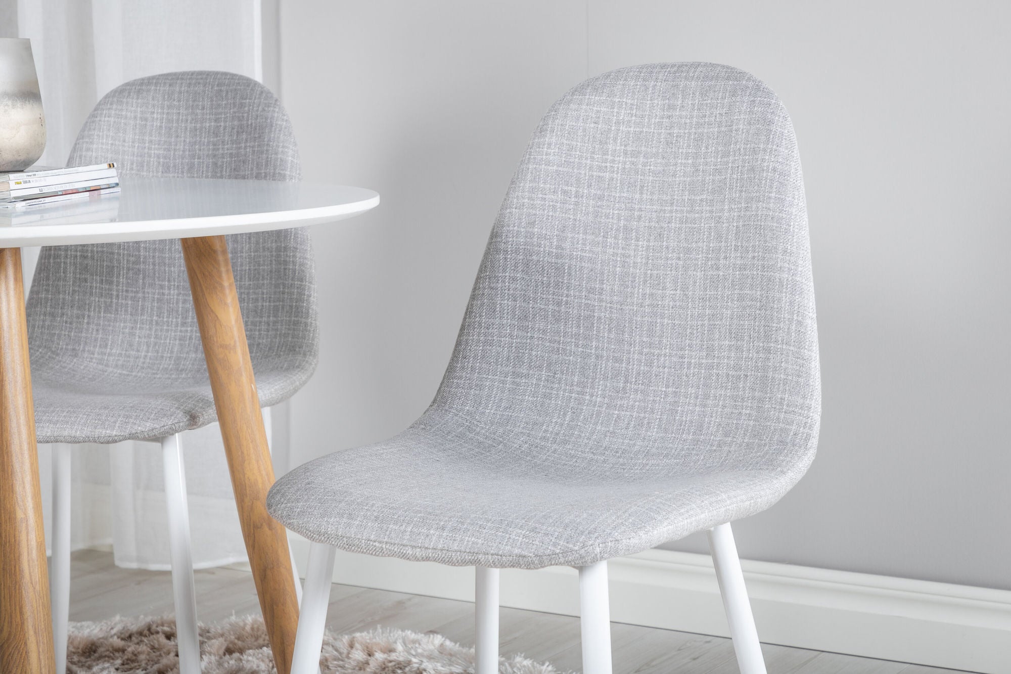Venture Home Plaza Runt Matbord - Ek-Look / Vit - ø100*H75 +Polar Spisebordsstol - White Legs - Light Grey Fabric _4