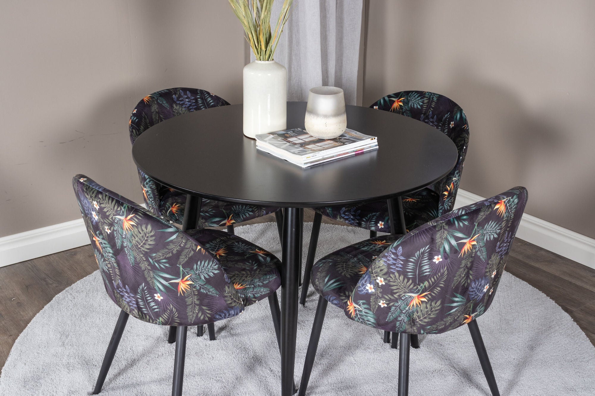 Venture Home Plaza Runt Matbord - Svart / Svart - ø100*H75 +Velvet Spisebordsstol - Black Flower fabric _4
