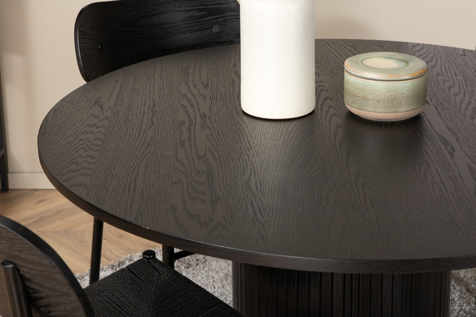 Venture Home Bianca rund spisebord - Black / Black Veneer +Polly Spisebordsstol 2-pack - Black / Black _4